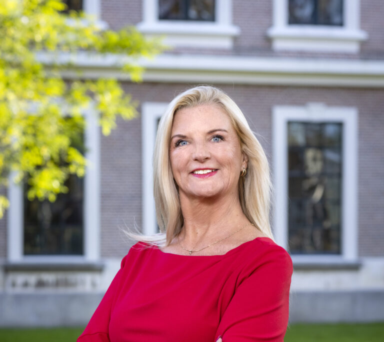 Gedeputeerde Esther Rommel deelt haar visie op verduurzamen bedrijventerreinen.